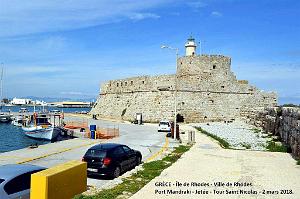 079- Rhodes ville et port d'honneur